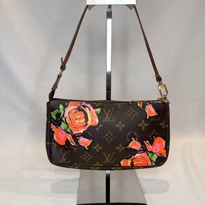 Authentic Louis Vuitton Rose Pochette Accessoires